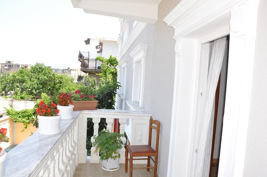 Hotel Floga Шкодер Экстерьер фото