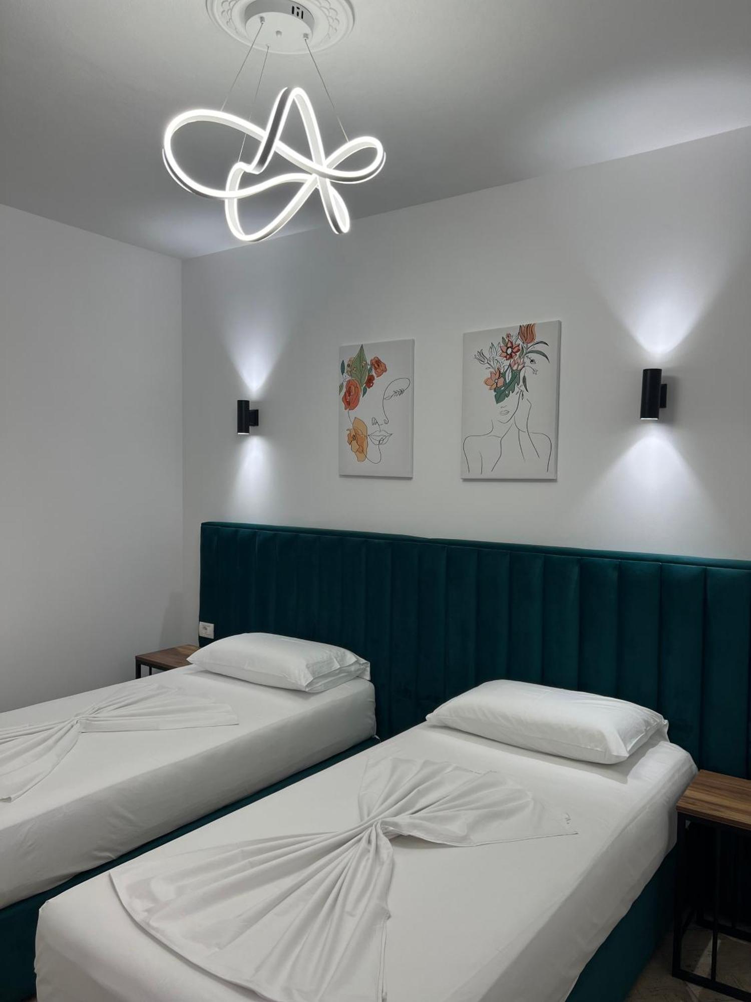 Hotel Floga Шкодер Экстерьер фото