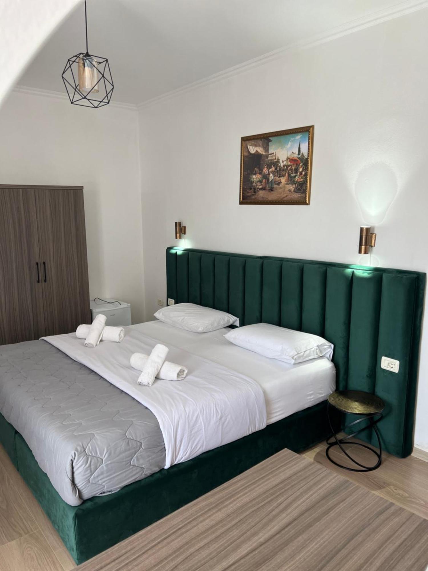 Hotel Floga Шкодер Экстерьер фото