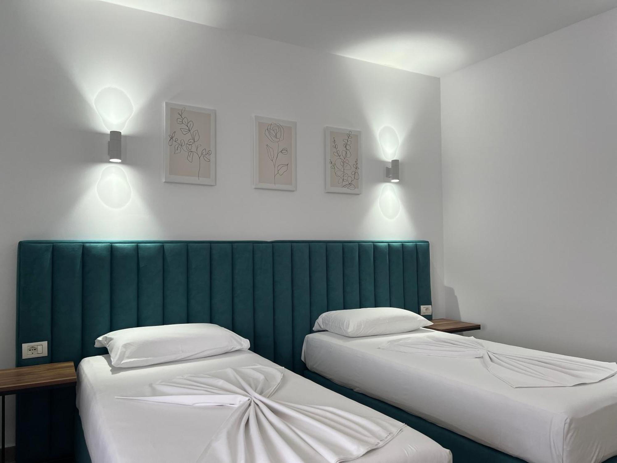 Hotel Floga Шкодер Экстерьер фото