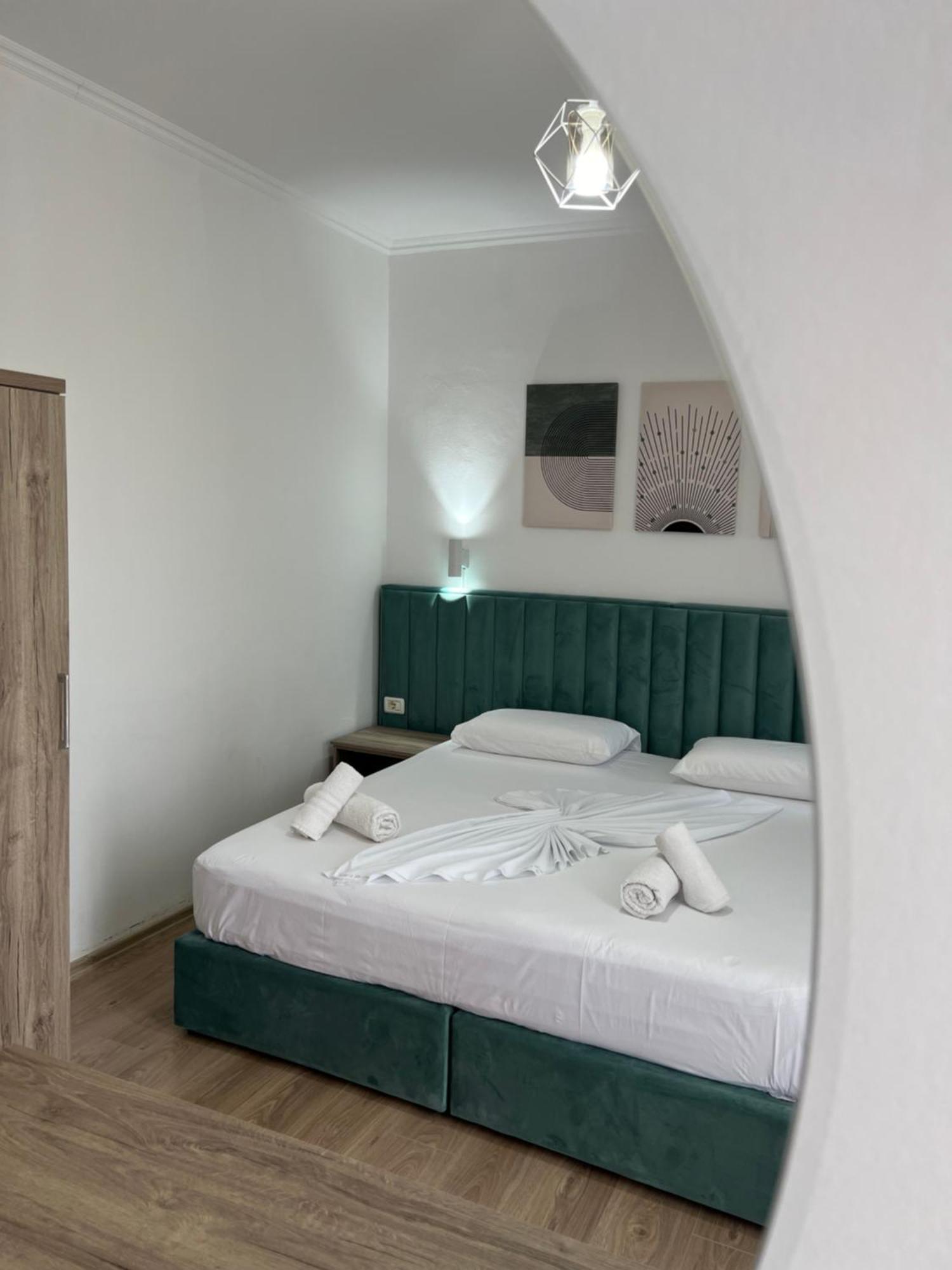 Hotel Floga Шкодер Экстерьер фото