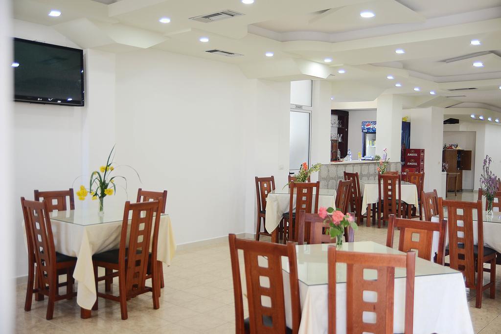 Hotel Floga Шкодер Экстерьер фото