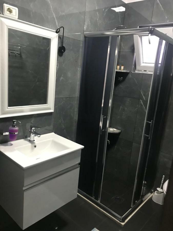 Hotel Floga Шкодер Экстерьер фото